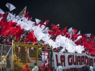 Foto: "LGARS en Techo" Barra: La Guardia Albi Roja Sur • Club: Independiente Santa Fe