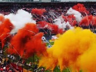 Foto: Barra: La Guardia Albi Roja Sur • Club: Independiente Santa Fe • País: Colombia