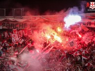 Foto: Barra: La Guardia Albi Roja Sur • Club: Independiente Santa Fe • País: Colombia