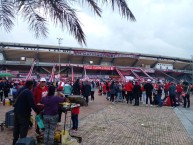 Foto: "Cumpleaños del León" Barra: La Guardia Albi Roja Sur &bull; Club: Independiente Santa Fe &bull; País: Colombia