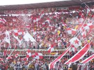 Foto: Barra: La Guardia Albi Roja Sur • Club: Independiente Santa Fe • País: Colombia
