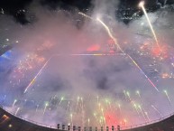 Foto: "Semifinal de la copa sudamericana vs Corinthians, 31/10/2024" Barra: La Guardia Imperial • Club: Racing Club • País: Argentina