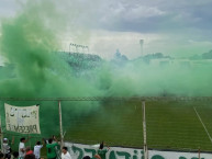 Foto: Barra: La Guardia Puyutana &bull; Club: Sportivo Desamparados &bull; País: Argentina