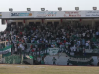 Foto: Barra: La Guardia Puyutana &bull; Club: Sportivo Desamparados &bull; País: Argentina