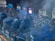 Foto: "Recibimiento humos" Barra: La Inimitable • Club: Atlético Tucumán