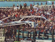 Foto: "contra atlanta en ferro." Barra: La Peste Blanca &bull; Club: All Boys