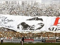 Foto: "Telon La Gloria Te Pertenece" Barra: La Ultra Blanca y Barra Brava 96 • Club: Alianza