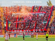 Foto: Barra: León del Svr &bull; Club: Melgar