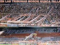 Foto: "año 2009" Barra: Los Borrachos de Morón &bull; Club: Deportivo Morón