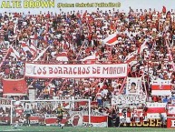 Foto: "contra almirante, año 2004" Barra: Los Borrachos de Morón &bull; Club: Deportivo Morón