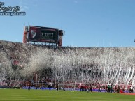 Foto: "Papelitos en superclasico" Barra: Los Borrachos del Tablón • Club: River Plate