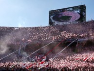 Foto: "vs Boca Juniors 27/04/2025" Barra: Los Borrachos del Tablón • Club: River Plate • País: Argentina