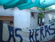 Foto: "Las heras leprosa!" Barra: Los Caudillos del Parque • Club: Independiente Rivadavia