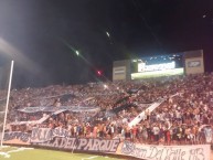 Foto: "Gloriosos caudillos" Barra: Los Caudillos del Parque • Club: Independiente Rivadavia