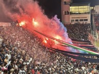 Foto: Barra: Los Caudillos del Parque &bull; Club: Independiente Rivadavia