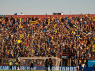 Foto: "En el estadio Santa Laura" Barra: Los del Cerro • Club: Everton de Viña del Mar