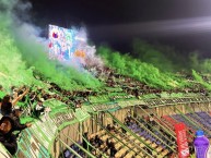 Foto: "de visitante vs Deportivo Pasto" Barra: Los del Sur &bull; Club: Atlético Nacional