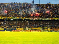 Foto: Barra: Los Guerreros &bull; Club: Rosario Central &bull; País: Argentina