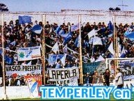 Foto: "En Tigre, año 2004" Barra: Los Inmortales &bull; Club: Temperley