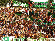 Foto: "año 2005" Barra: Los Pibes de Chicago &bull; Club: Nueva Chicago