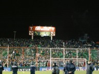 Foto: "26 de junio de 2004" Barra: Los Pibes de Chicago &bull; Club: Nueva Chicago &bull; País: Argentina
