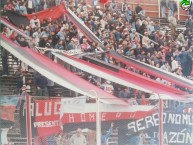 Foto: "En escalada, año 1997" Barra: Los Pibes del Barrio • Club: Brown de Adrogué • País: Argentina