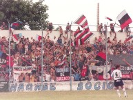 Foto: "Hinchada de BROWN vs. Temperley, Cancha de Temperley, Febrero de 2005" Barra: Los Pibes del Barrio • Club: Brown de Adrogué • País: Argentina