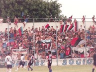 Foto: "Hinchada de BROWN vs. Temperley, Cancha de Temperley, Febrero de 2005" Barra: Los Pibes del Barrio • Club: Brown de Adrogué • País: Argentina