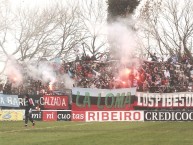 Foto: Barra: Los Pibes del Barrio • Club: Brown de Adrogué • País: Argentina