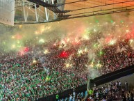 Foto: "Fiesta de la hinchada tricolor hasta Fluminense y Atlético Mineiro por la Copa Libertadores de América" Barra: Movimento Popular Legião Tricolor • Club: Fluminense