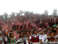 Foto: Barra: Movimento Popular Legião Tricolor &bull; Club: Fluminense