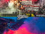 Foto: "Este año con la hinchada y jugadores" Barra: Muerte Blanca &bull; Club: LDU