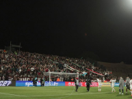 Foto: "Torcida do Fluminense contra o Platense" Barra: O Bravo Ano de 52 &bull; Club: Fluminense &bull; País: Brasil
