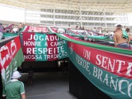 Foto: "Trapos y tirantes da banda" Barra: O Bravo Ano de 52 • Club: Fluminense