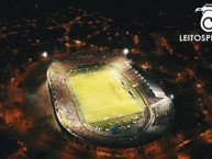 Foto: "Panoramica de el estadio Manuel Murillo Toro con su gente." Barra: Revolución Vinotinto Sur • Club: Tolima