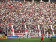 Foto: Barra: Trinchera Norte &bull; Club: Universitario de Deportes &bull; País: Peru