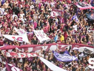 Foto: Barra: Ultra Morada • Club: Saprissa • País: Costa Rica