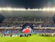 Foto: "Pasan los años, Pasa las copas, Grande sigue siendo un solo" Barra: Ultra Morada &bull; Club: Saprissa &bull; País: Costa Rica