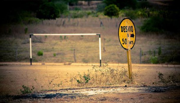 Desvío, campo de fútbol