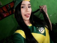 Hincha - Tribunera - Chica - Fanatica de la Barra: Artillería Verde Sur • Club: Deportes Quindío • País: Colombia