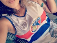 Hincha - Tribunera - Chica - Fanatica de la Barra: Bravo 18 • Club: Fortaleza