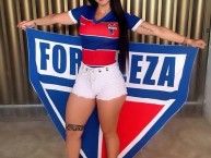 Hincha - Tribunera - Chica - Fanatica de la Barra: Bravo 18 • Club: Fortaleza • País: Brasil