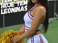 Hincha - Tribunera - Chica - "Leoninas" Fanatica de la Barra: Bravo 18 • Club: Fortaleza