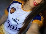 Hincha - Tribunera - Chica - Fanatica de la Barra: Chancholigans • Club: Sportivo Luqueño • País: Paraguay