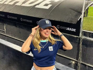 Hincha - Tribunera - Chica - Fanatica de la Barra: Comando SVR &bull; Club: Alianza Lima &bull; País: Peru