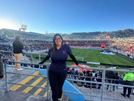 Hincha - Tribunera - Chica - Fanatica de la Barra: Comando SVR &bull; Club: Alianza Lima &bull; País: Peru