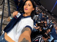 Hincha - Tribunera - Chica - Fanatica de la Barra: Comando SVR &bull; Club: Alianza Lima &bull; País: Peru