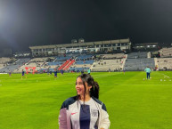 Hincha - Tribunera - Chica - Fanatica de la Barra: Comando SVR &bull; Club: Alianza Lima &bull; País: Peru
