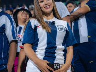 Hincha - Tribunera - Chica - Fanatica de la Barra: Comando SVR &bull; Club: Alianza Lima &bull; País: Peru