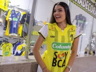 Hincha - Tribunera - Chica - Fanatica de la Barra: Dominio Aurinegro • Club: Alianza Petrolera